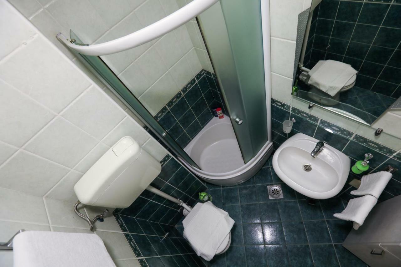 Apartment Promenada 35 Novi Sad Extérieur photo